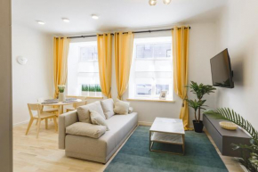 1212 Apartments with free parking